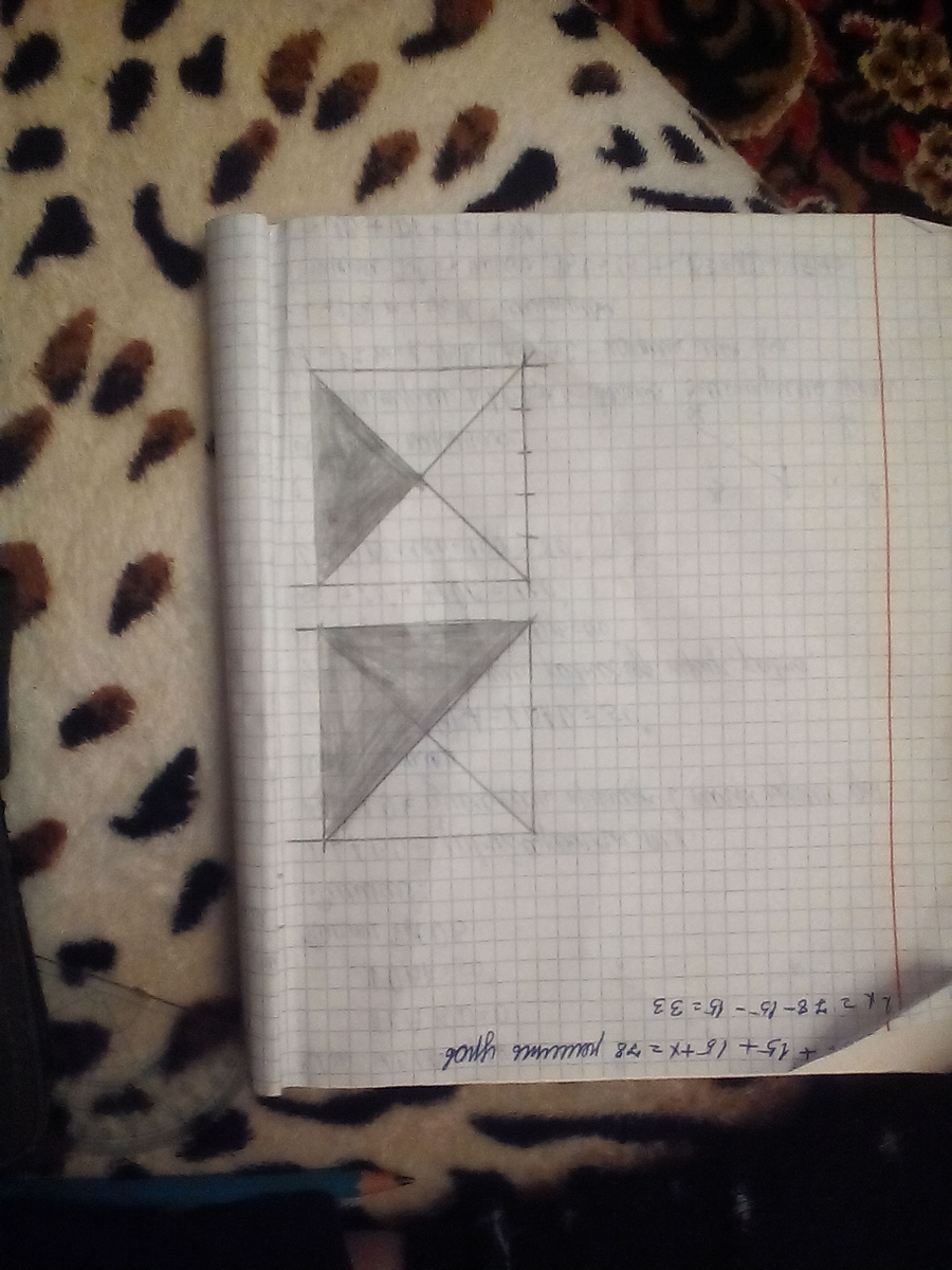 Разделить квадрат на 4 равных треугольника. Начерти два одинаковых квадрата. Начерти 2 одинаковых квадрата. Начерти два одинаковых квадрата разделить каждый. Начерти два квадрата разделить на 4 равных треугольника.